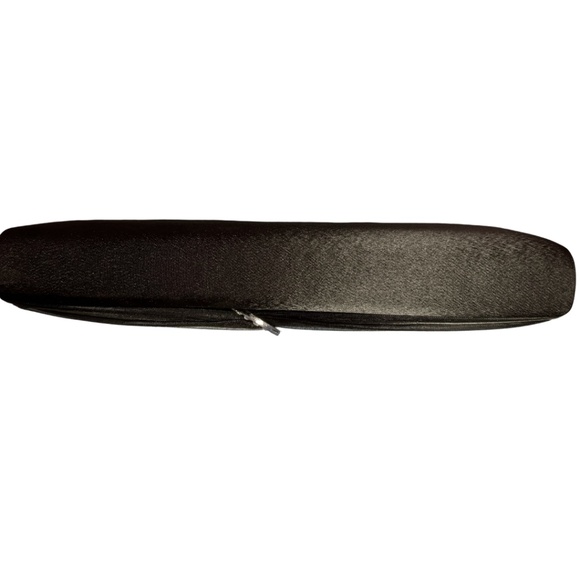 Gunne Sax Black Satin Evening Bag - Picture 3 of 3